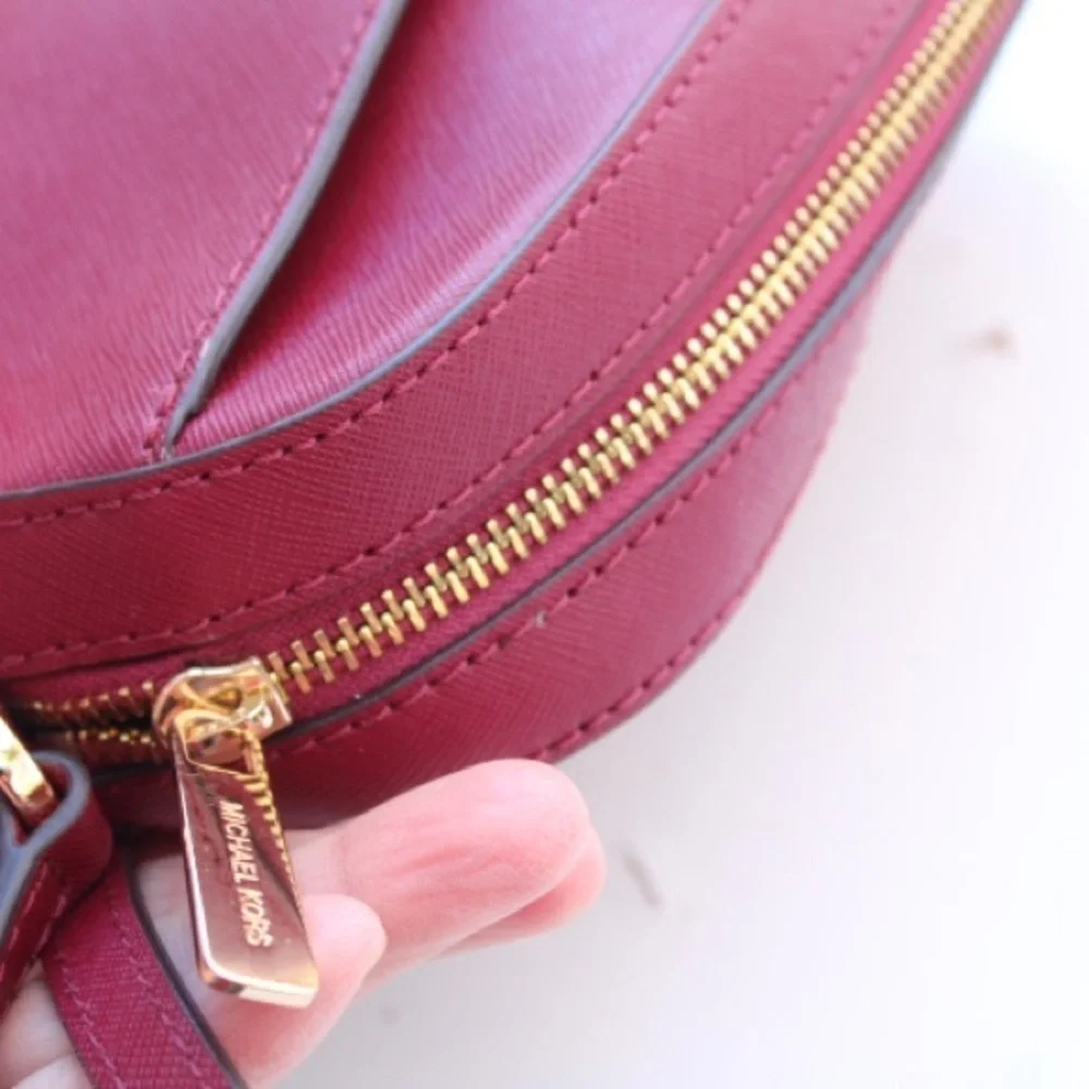 Michael Kors East West Jet set cross body bag